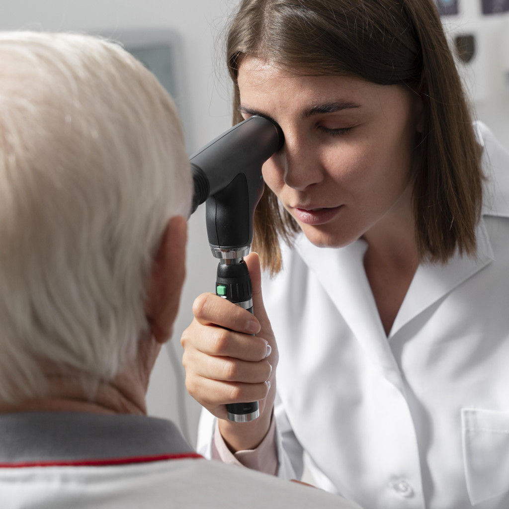 Diabetic Retinopathy Detection Device | FOMAT Medical