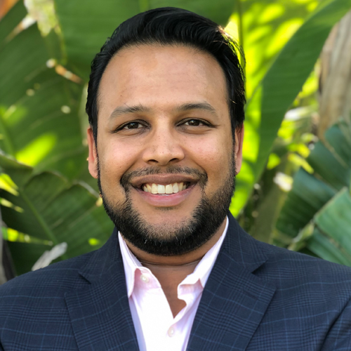 Keval Shah, Doctor en Osteopatía