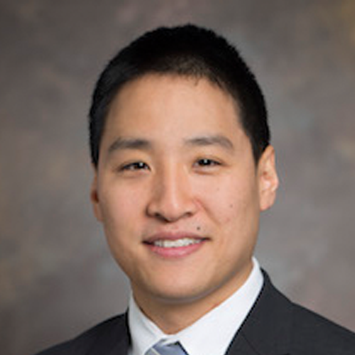 Kevin Lee, doctor en medicina